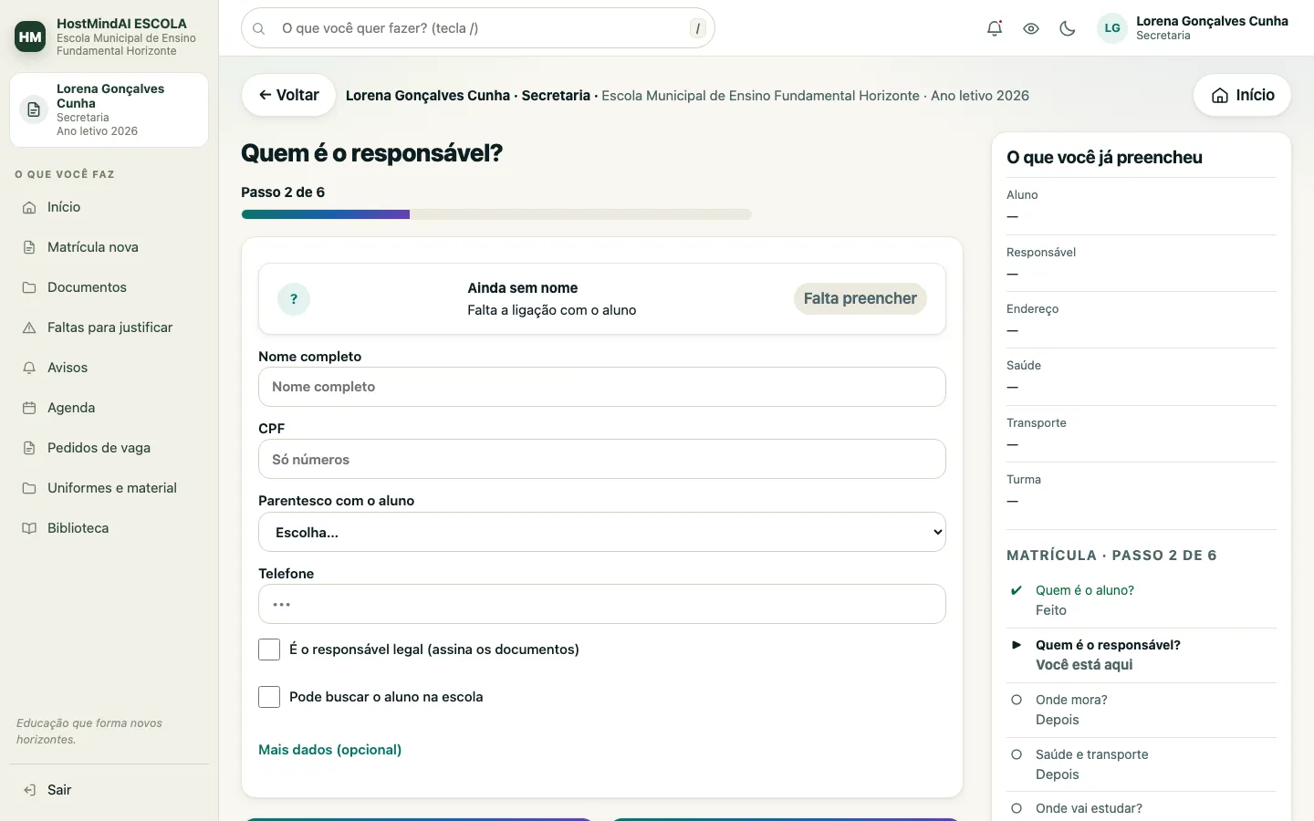 Segundo passo da matrícula: dados do responsável, parentesco, telefone e quem assina os documentos e pode buscar o aluno.